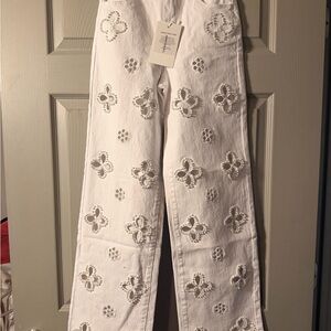 Noli White Floral Cutout Straight Leg Jeans